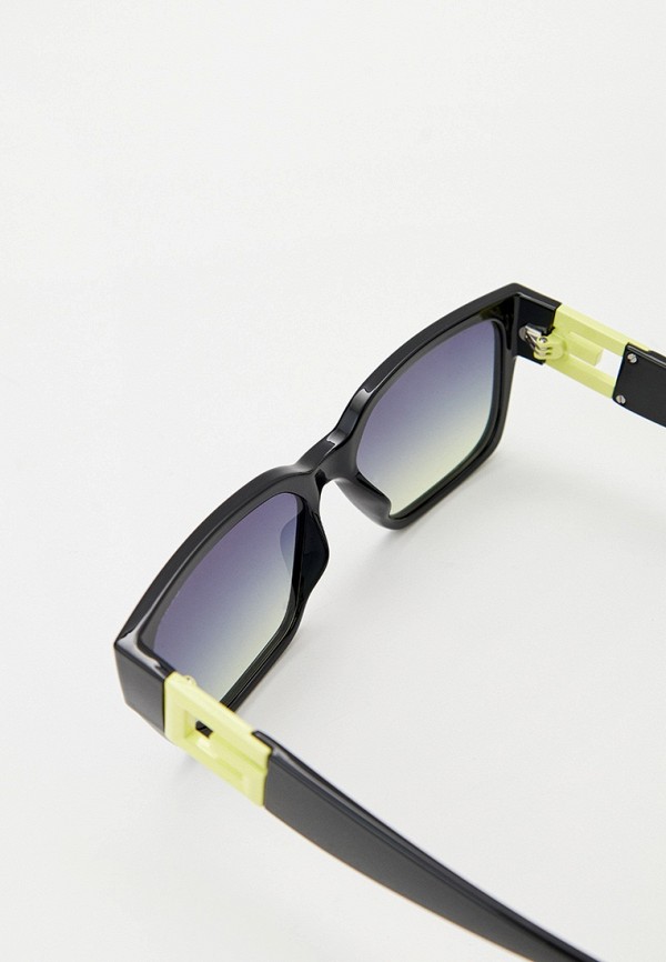 фото Очки солнцезащитные и цепочка guess