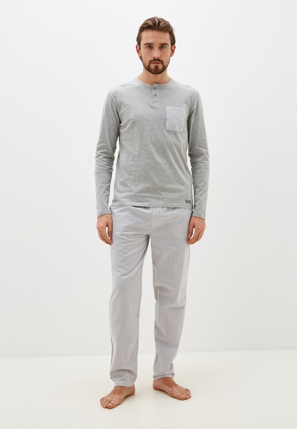 Пижама Springfield 2640₽