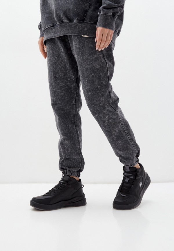 фото Кроссовки peak