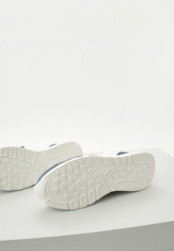 фото Кроссовки moma