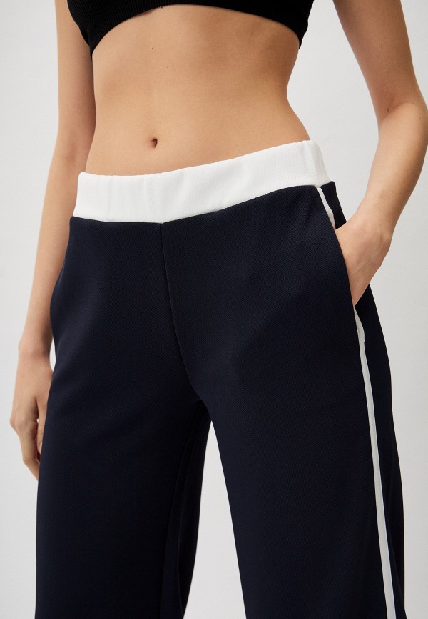 фото Брюки спортивные guess