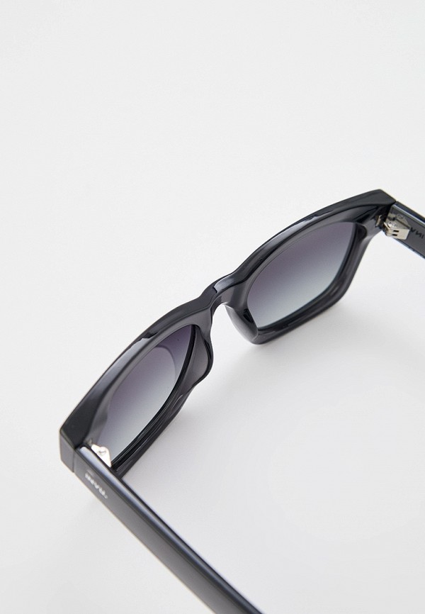 фото Очки солнцезащитные invu