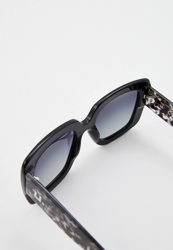 фото Очки солнцезащитные invu