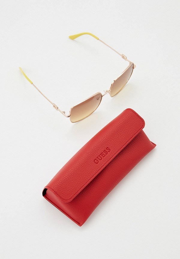 фото Очки солнцезащитные guess