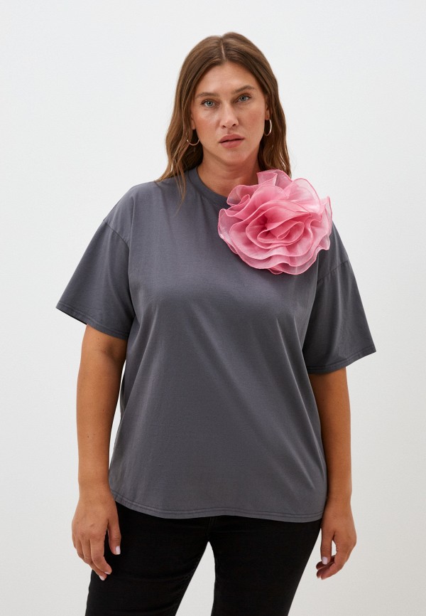 Футболка и брошь Francesca Peretti 3150₽