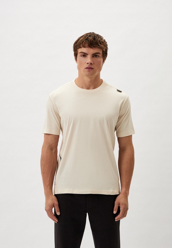 Футболка EA7 6199₽