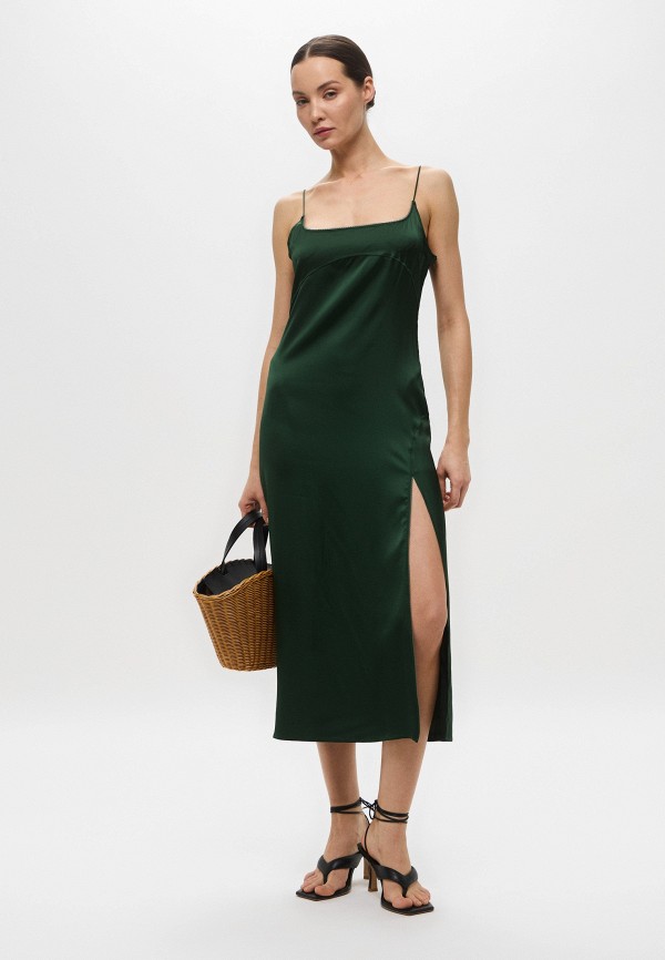 Платье Jacquemus 110000₽