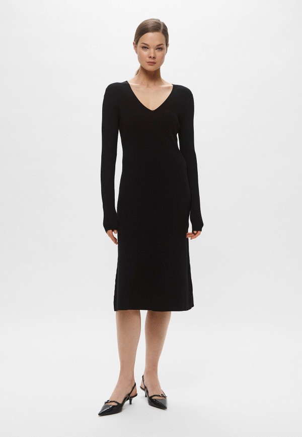 Платье Calvin Klein 35999₽