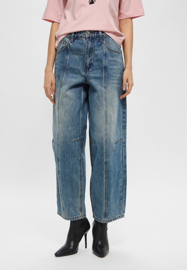 Джинсы Guess Jeans 18599₽