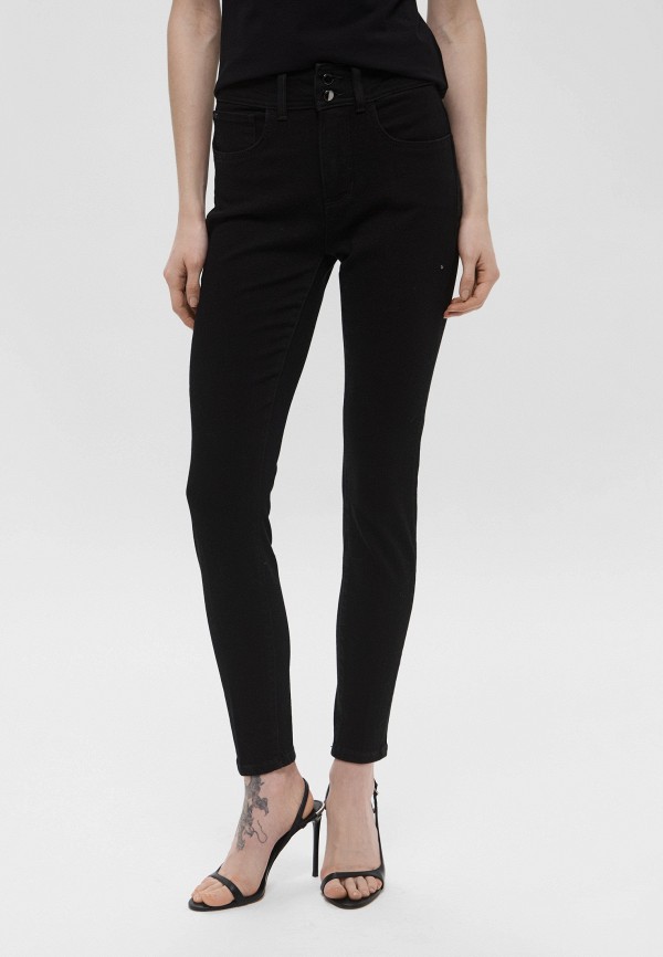 Джинсы Guess 17299₽