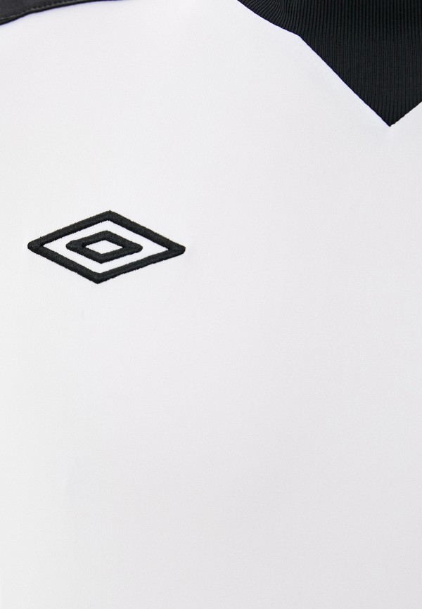 White unique. Umbro Black Force белая футболка. Черно белый логотип умбро. Umbro с белым воротом. Умбро белые с крестом.