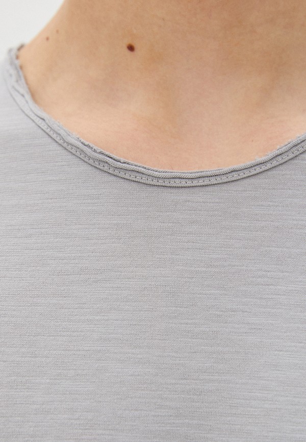 фото Лонгслив united colors of benetton