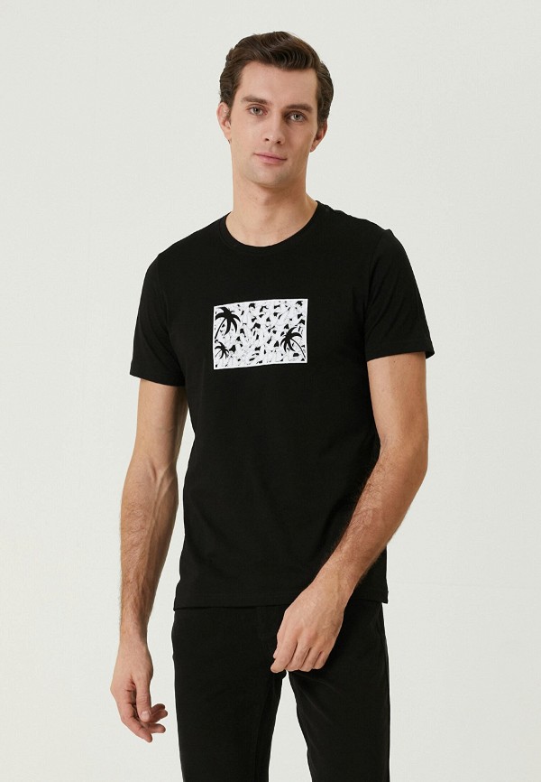 Футболка Club 4450₽