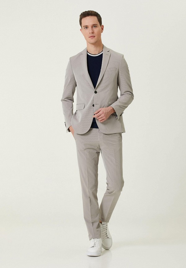 Костюм классический Club 24950₽