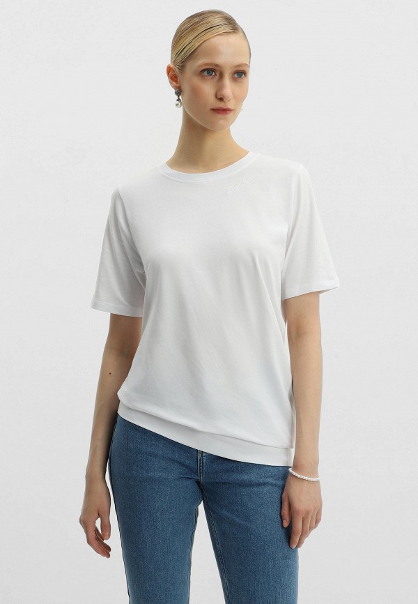 Футболка Nominee 3749₽