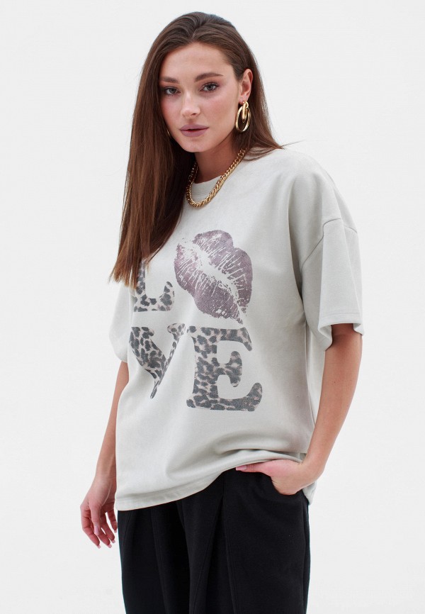 Футболка Seventeen Nine 18000₽