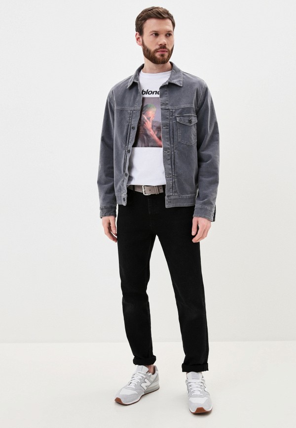 фото Футболка young & rich