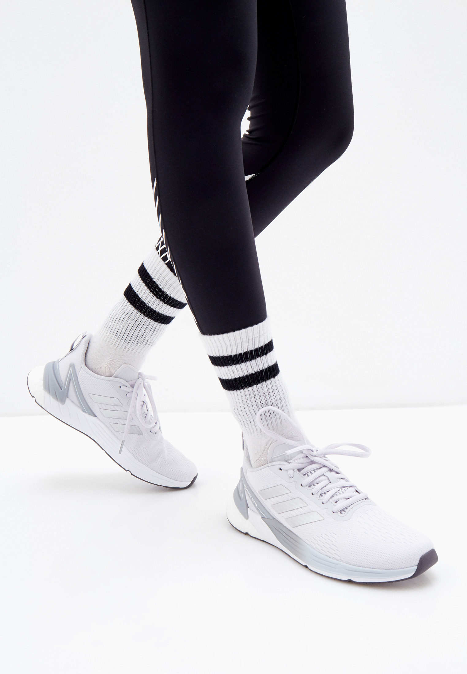 Женские кроссовки Adidas (Адидас) FY8774 купить за 3190 руб.
