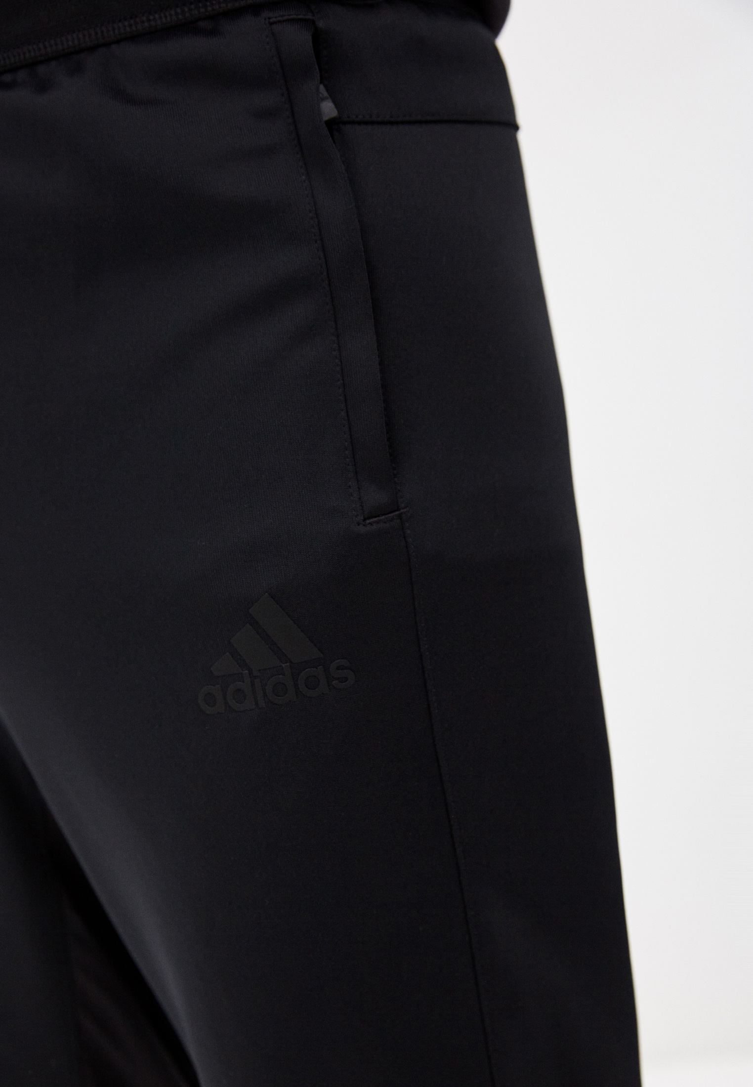 Мужские спортивные брюки Adidas (Адидас) FJ5135 купить за 2810 руб.