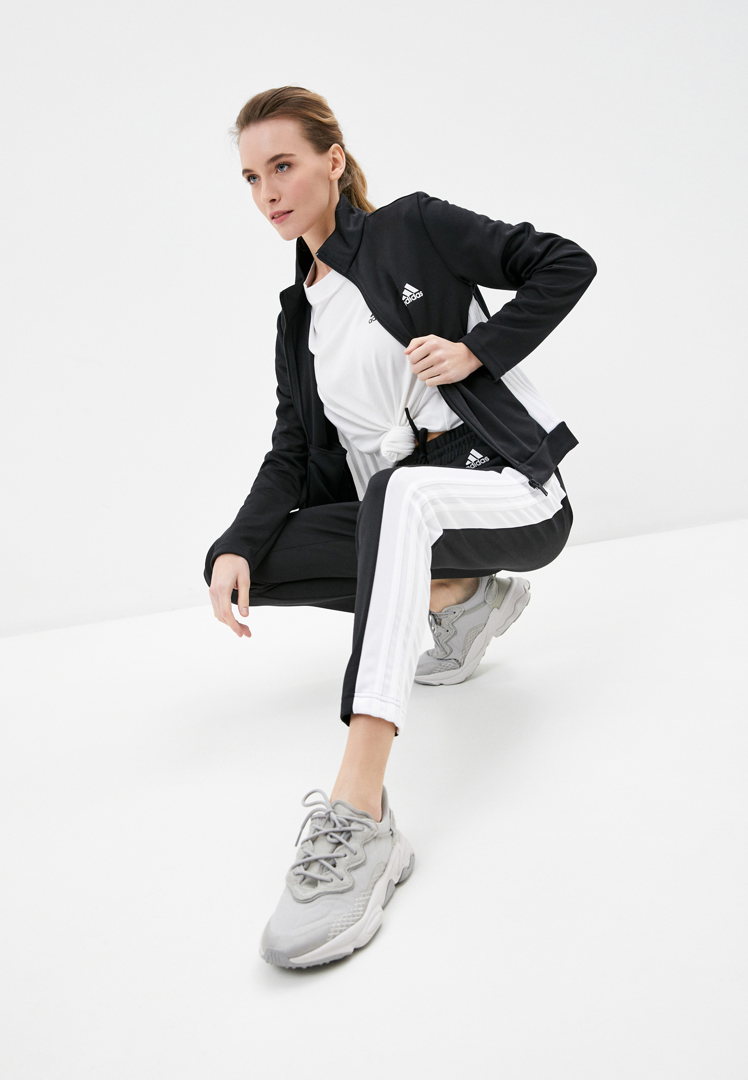 Спортивный костюм женский Adidas (Адидас) FI6696 купить