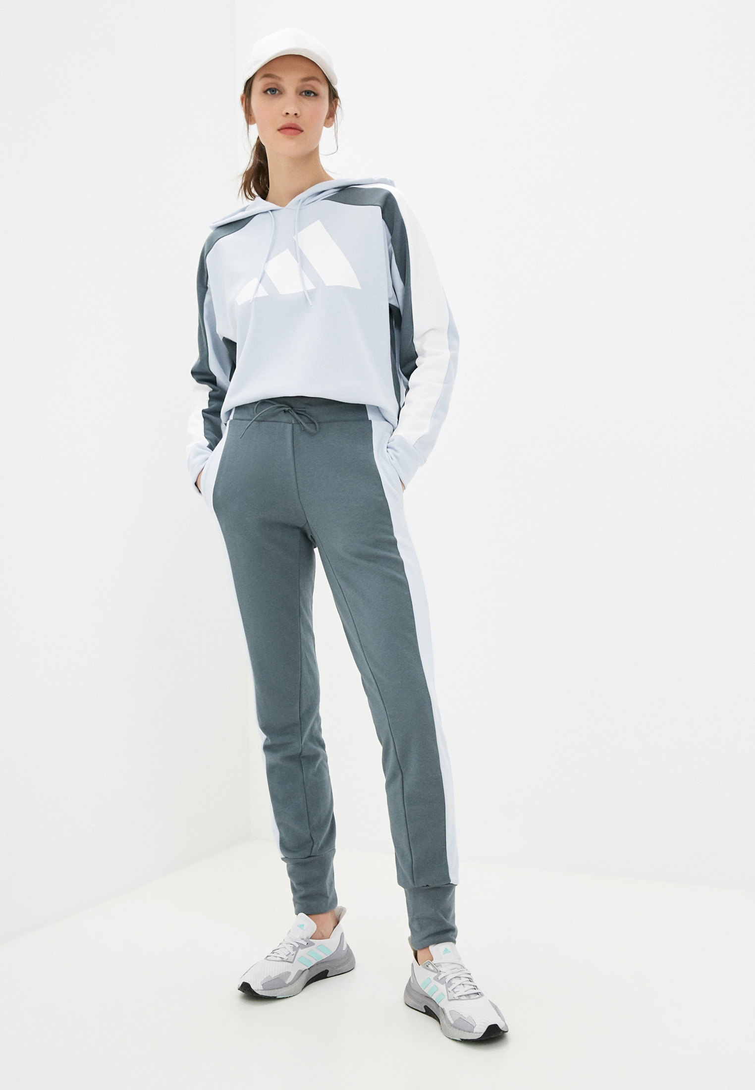 Спортивный костюм женский Adidas (Адидас) GL9484 купить
