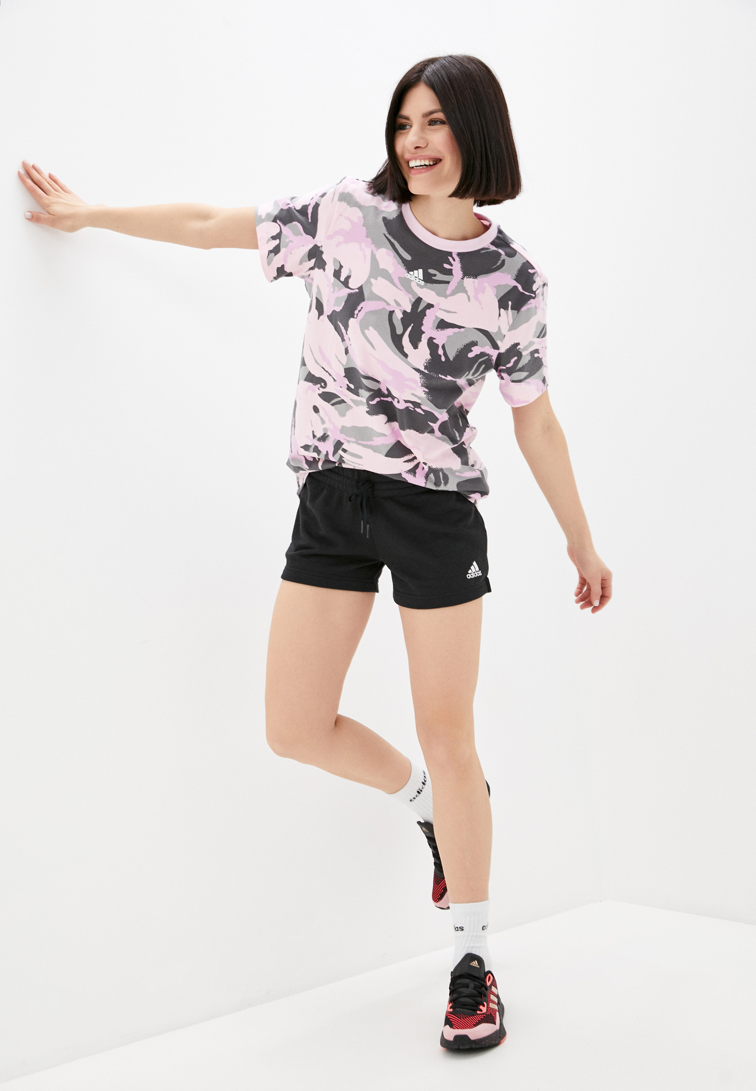 adidas Essentials Boyfriend Camouflage Tee