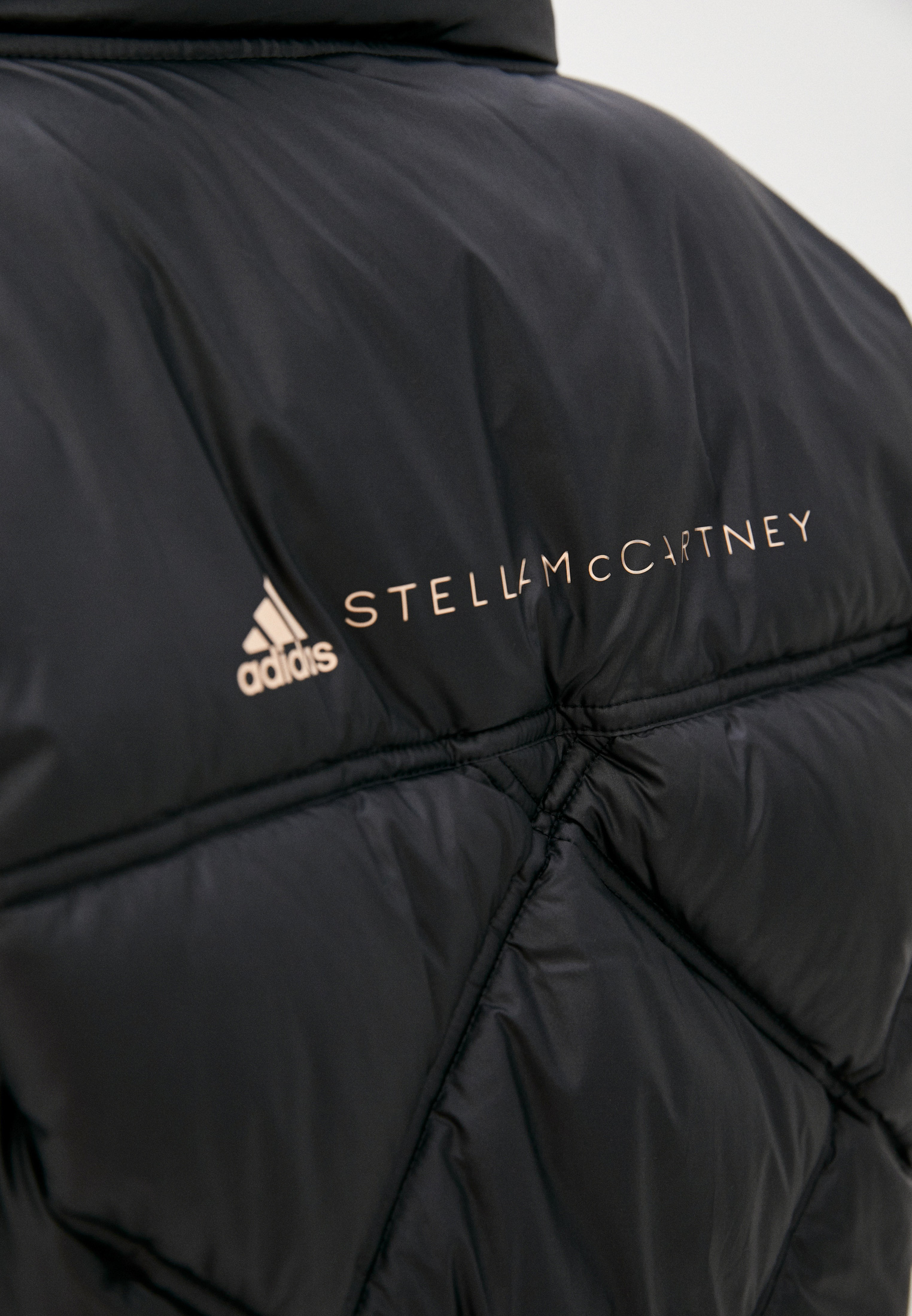 Женская верхняя одежда adidas by Stella McCartney FU1157 купить
