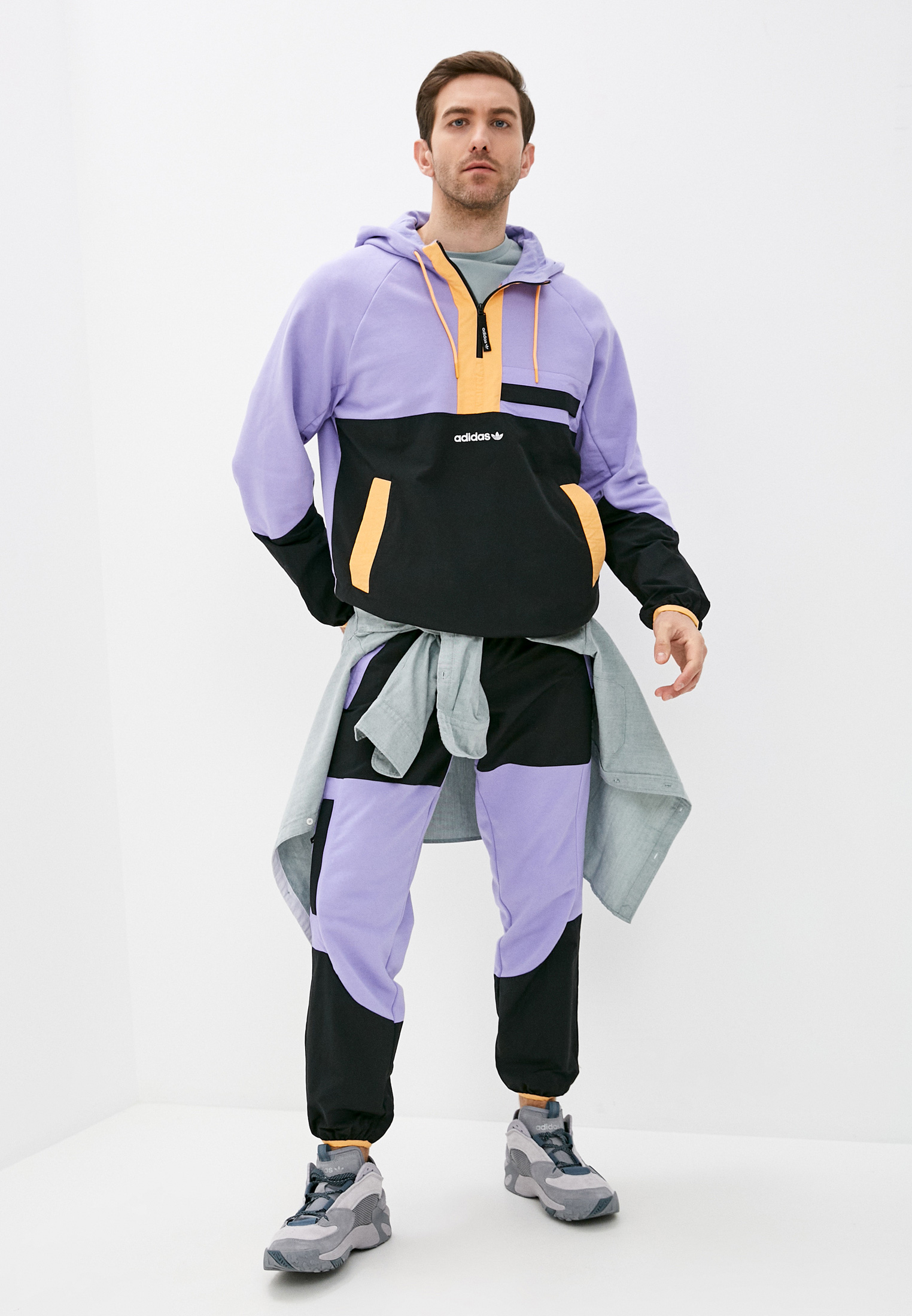 Толстовка мужская Adidas Originals (Адидас Ориджиналс) GN2366 цвет  фиолетовый купить за 6790 руб.