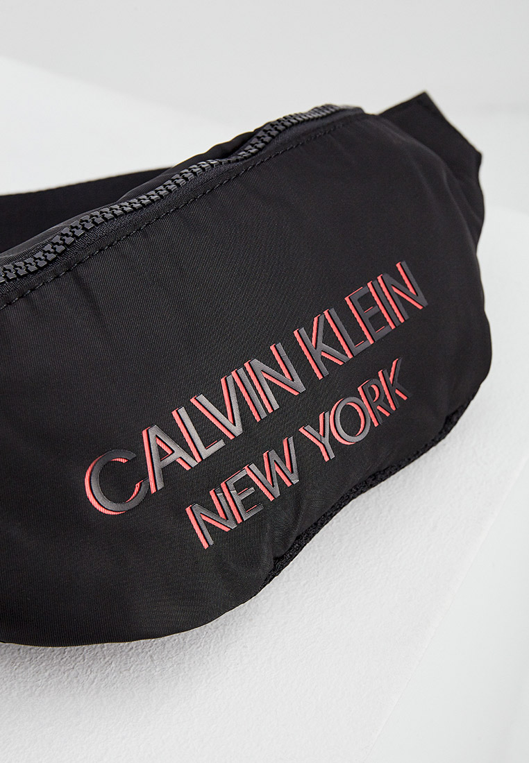 Поясная сумка Calvin Klein (Кельвин Кляйн) K50K506523: изображение 4