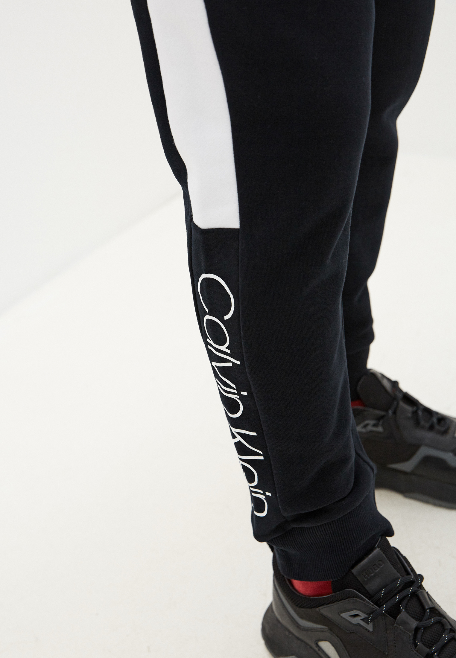 Мужские спортивные брюки Calvin Klein (Кельвин Кляйн) k10k104944: изображение 4