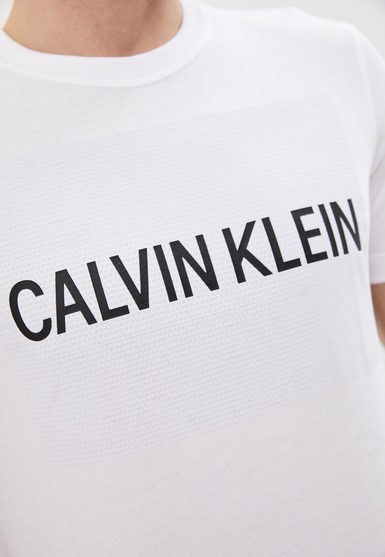 Мужская футболка Calvin Klein (Кельвин Кляйн) K10K106490: изображение 5