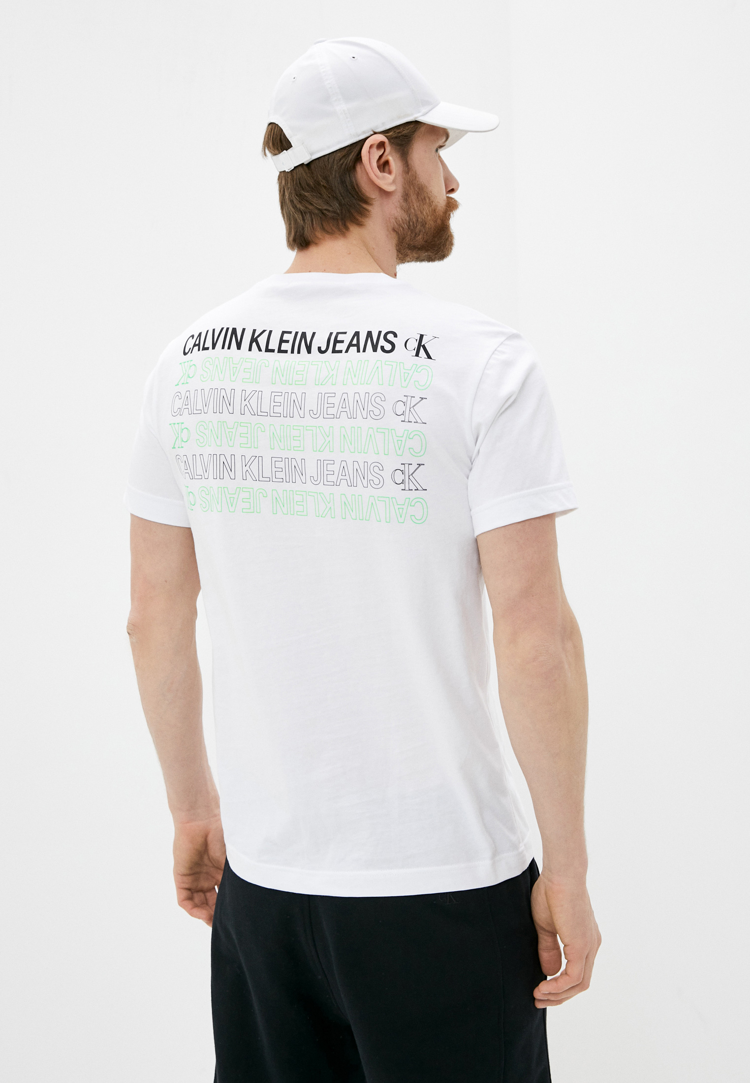 Футболка с коротким рукавом мужской Calvin Klein Jeans J30J318304 цвет  белый купить за 4799 руб.