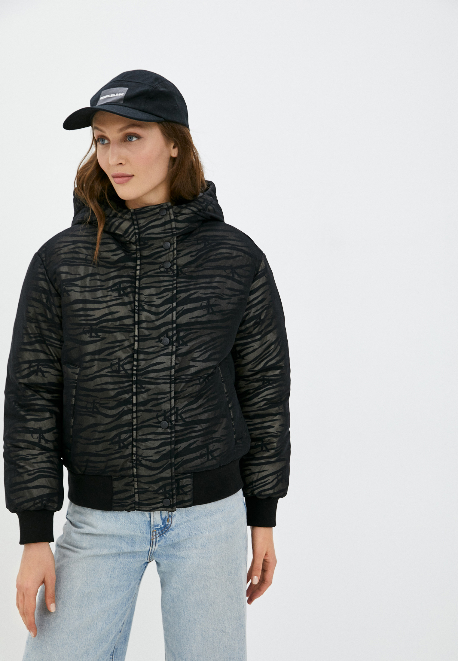 Утепленная куртка женская Calvin Klein Jeans J20J214853 купить за 14520 руб.