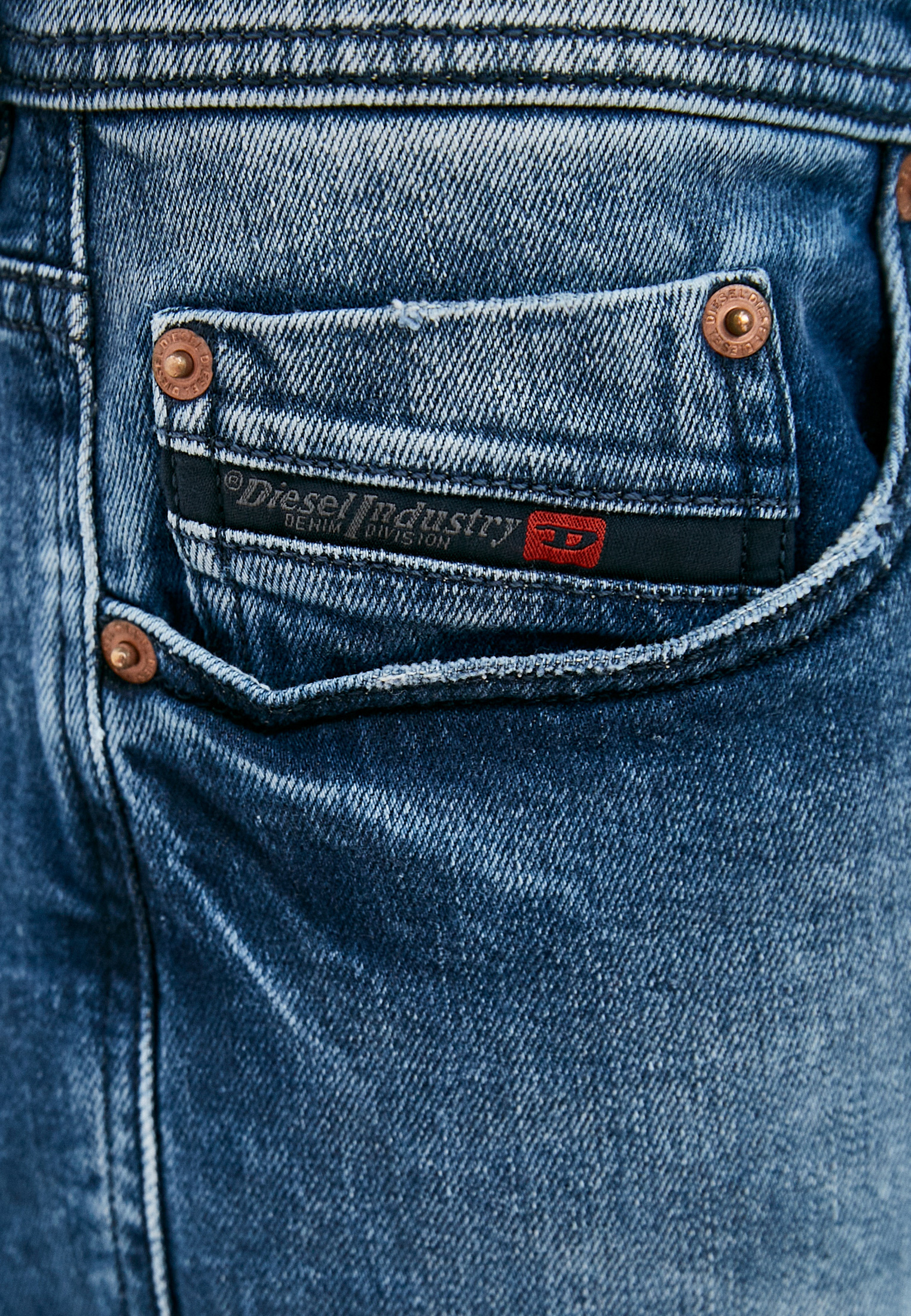 Мужские зауженные джинсы Diesel (Дизель) 00CKRI081AQ: изображение 4