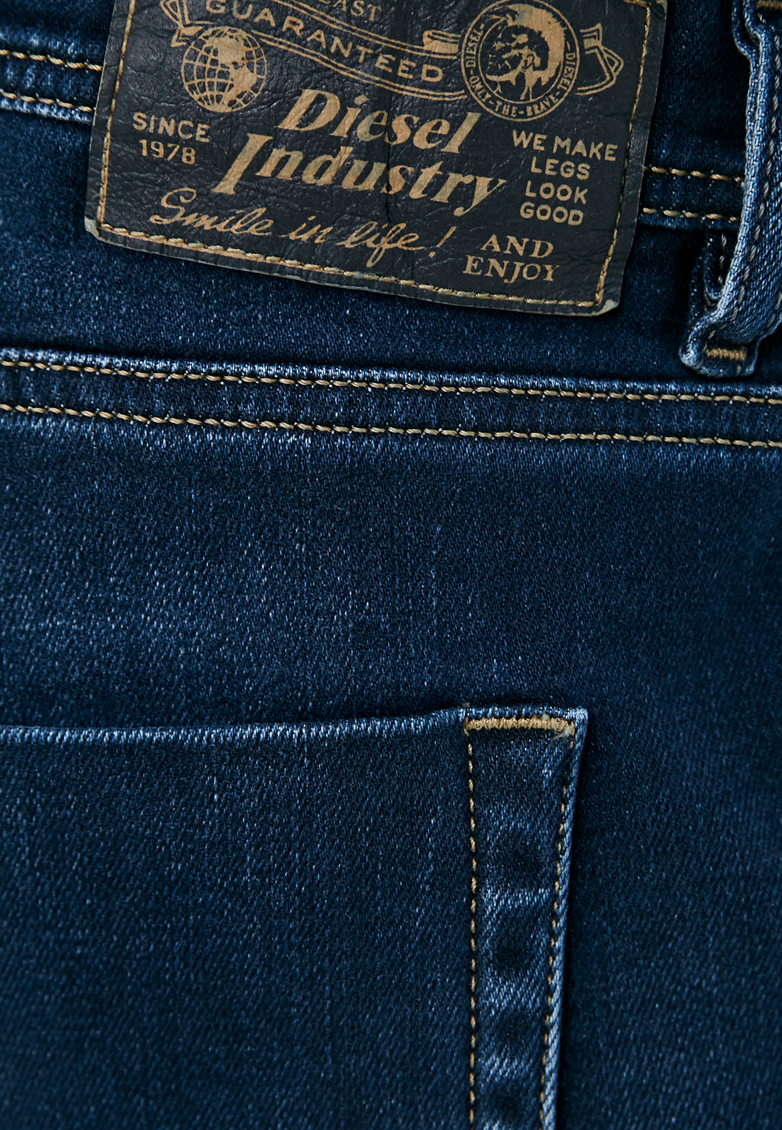 Мужские зауженные джинсы Diesel (Дизель) 00CKRIR86L0: изображение 4