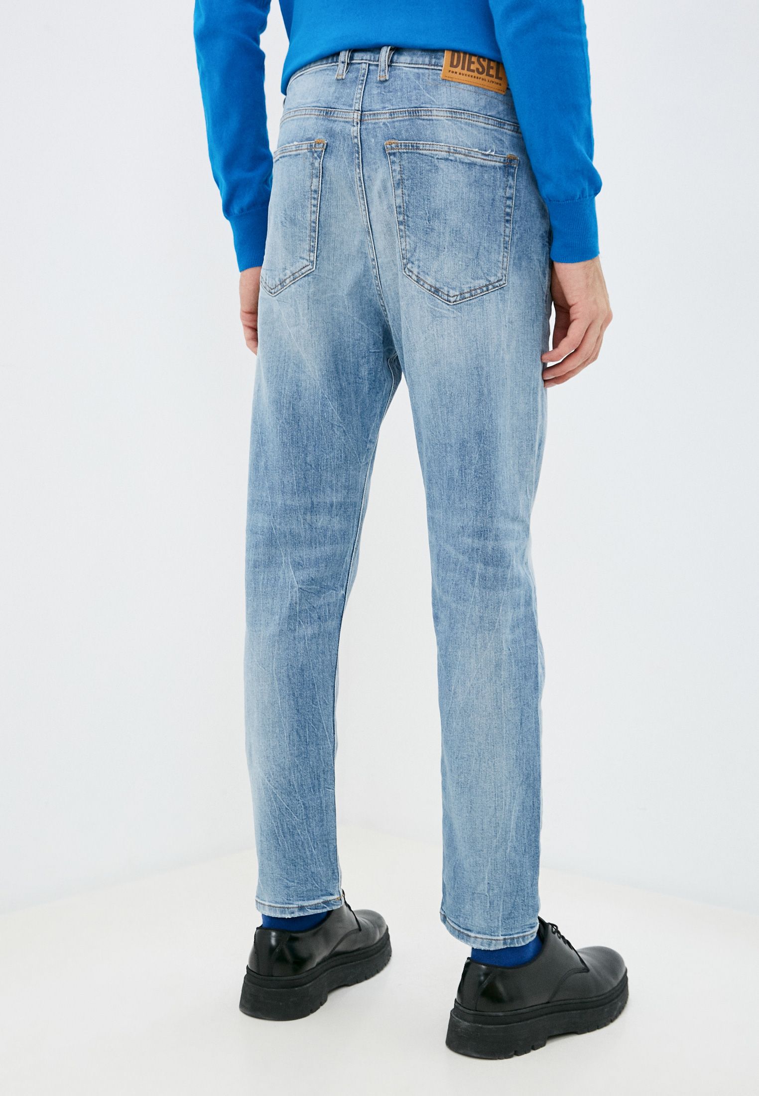 Мужские зауженные джинсы Diesel (Дизель) 00SSQ3081AL: изображение 3