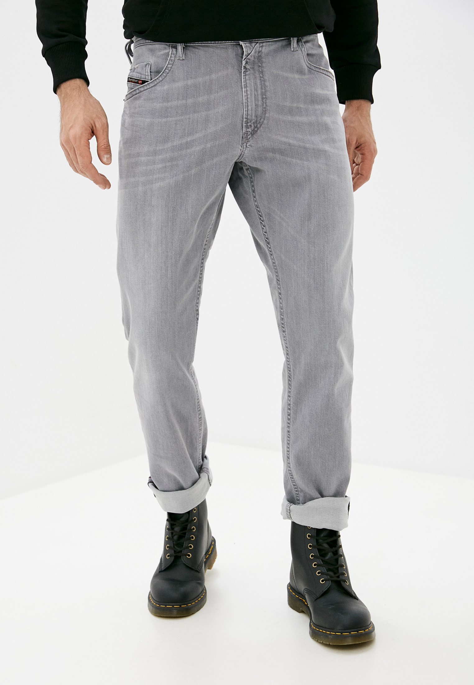 Мужские зауженные джинсы Diesel (Дизель) 00SXUF0890E: изображение 5