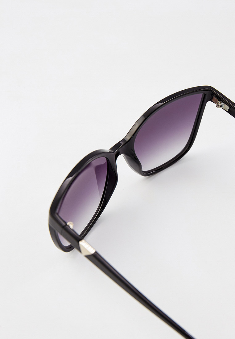 Женские солнцезащитные очки Guess (Гесс) GUS 7748 01B 60 купить за 6560 руб.