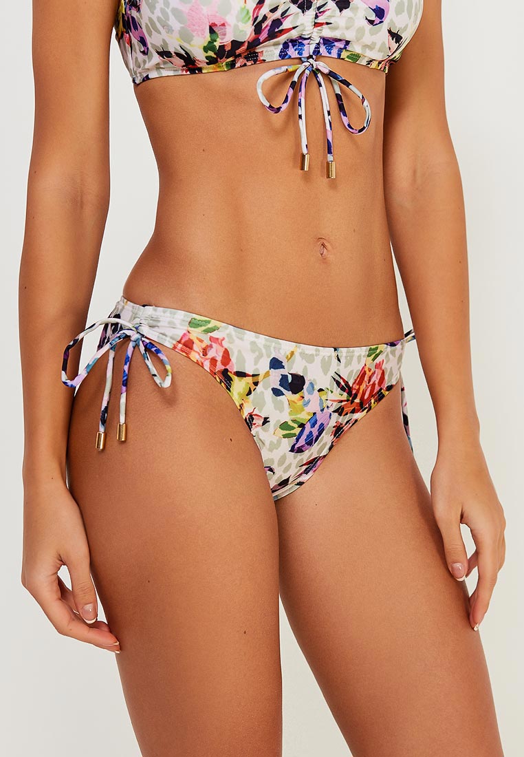 pokaz-zhen-plavochek-devka-laskaet-parnyu-soski-foto