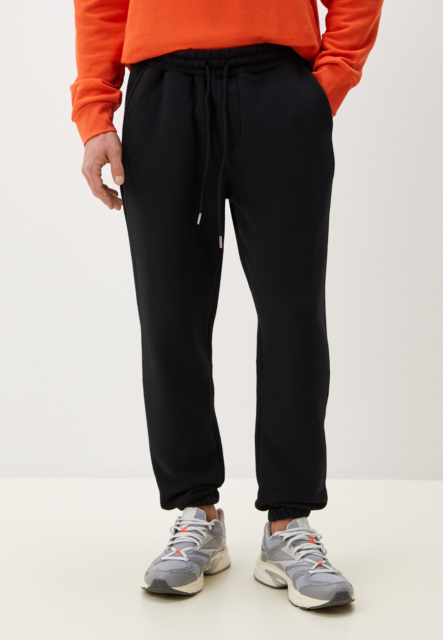 Мужские спортивные брюки Trendyol TMNAW22EA0346-BLACK