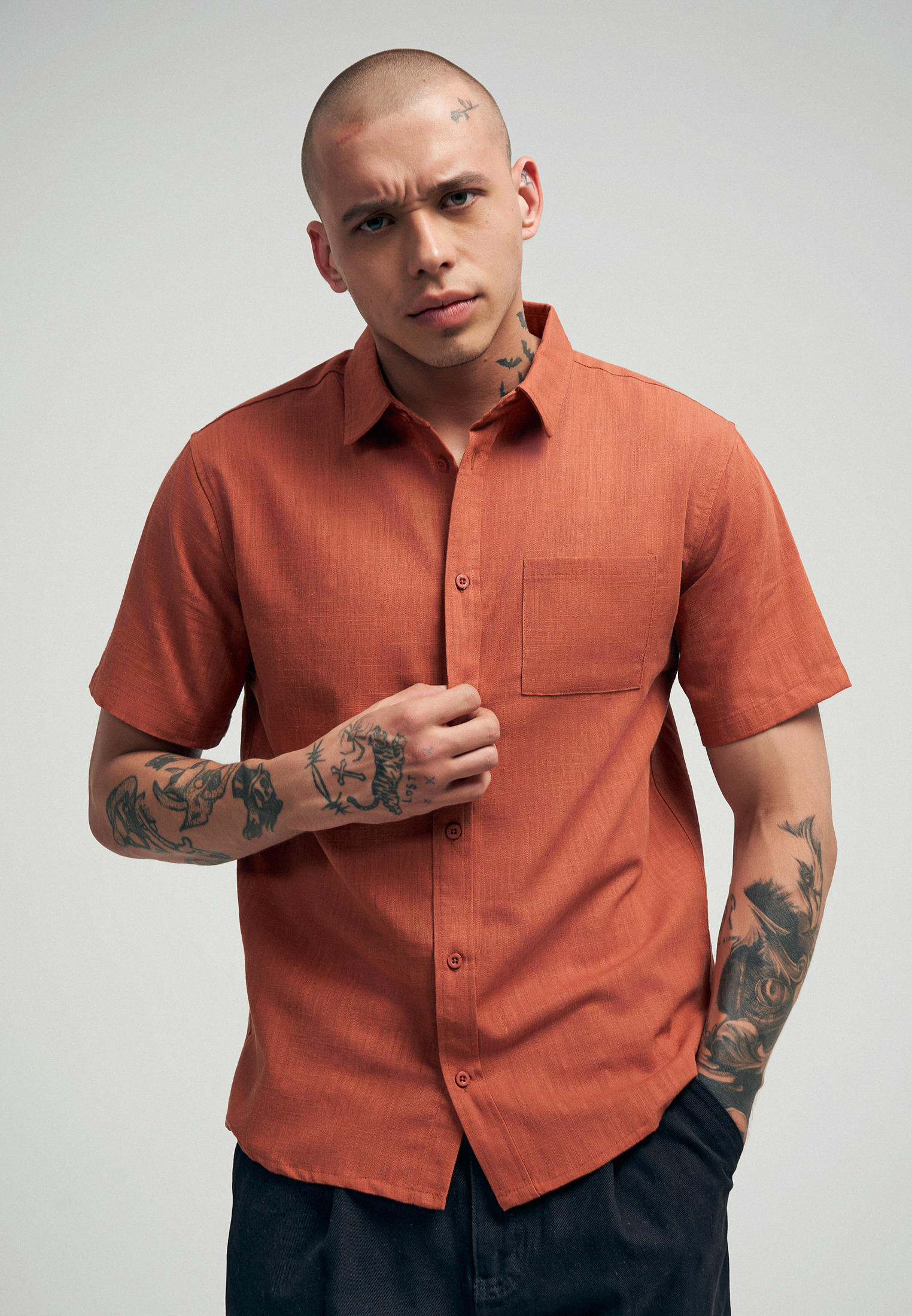 Рубашка с коротким рукавом ТВОЕ B3324-01BN