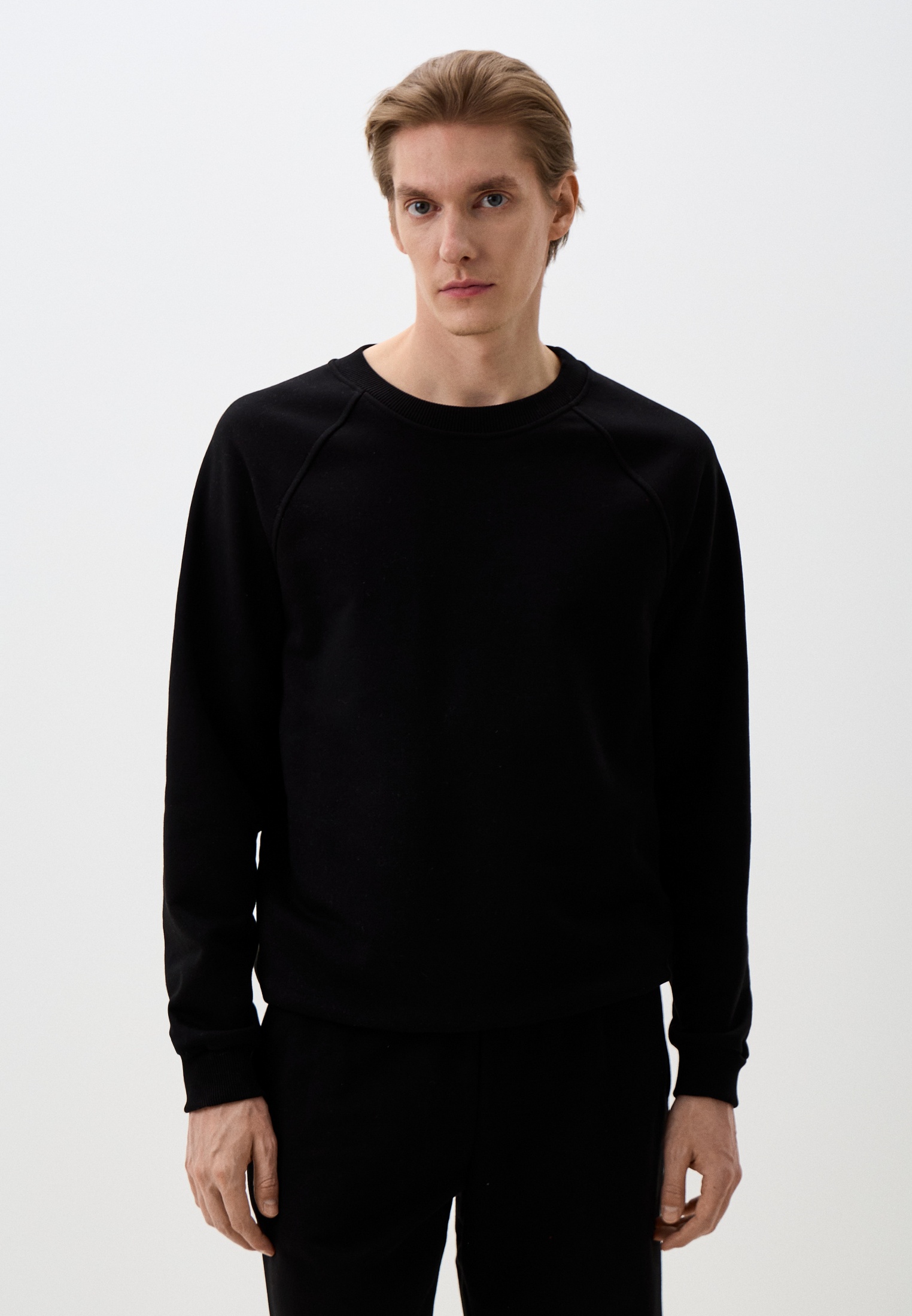 Мужские свитшоты Laina L/S24-М7-292/черный
