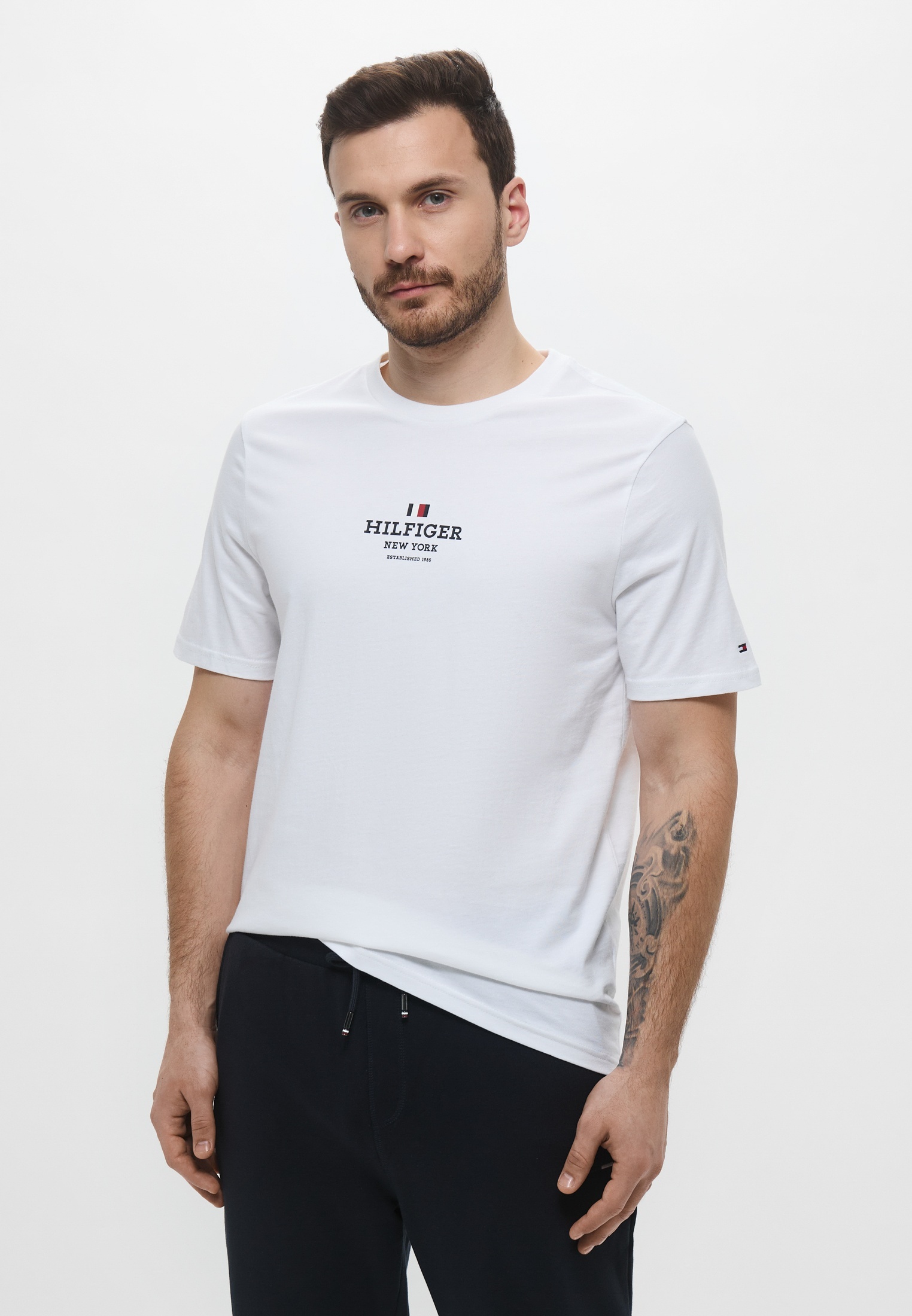 Футболка с коротким рукавом Tommy Hilfiger (Томми Хилфигер) MW0MW38980_YBR