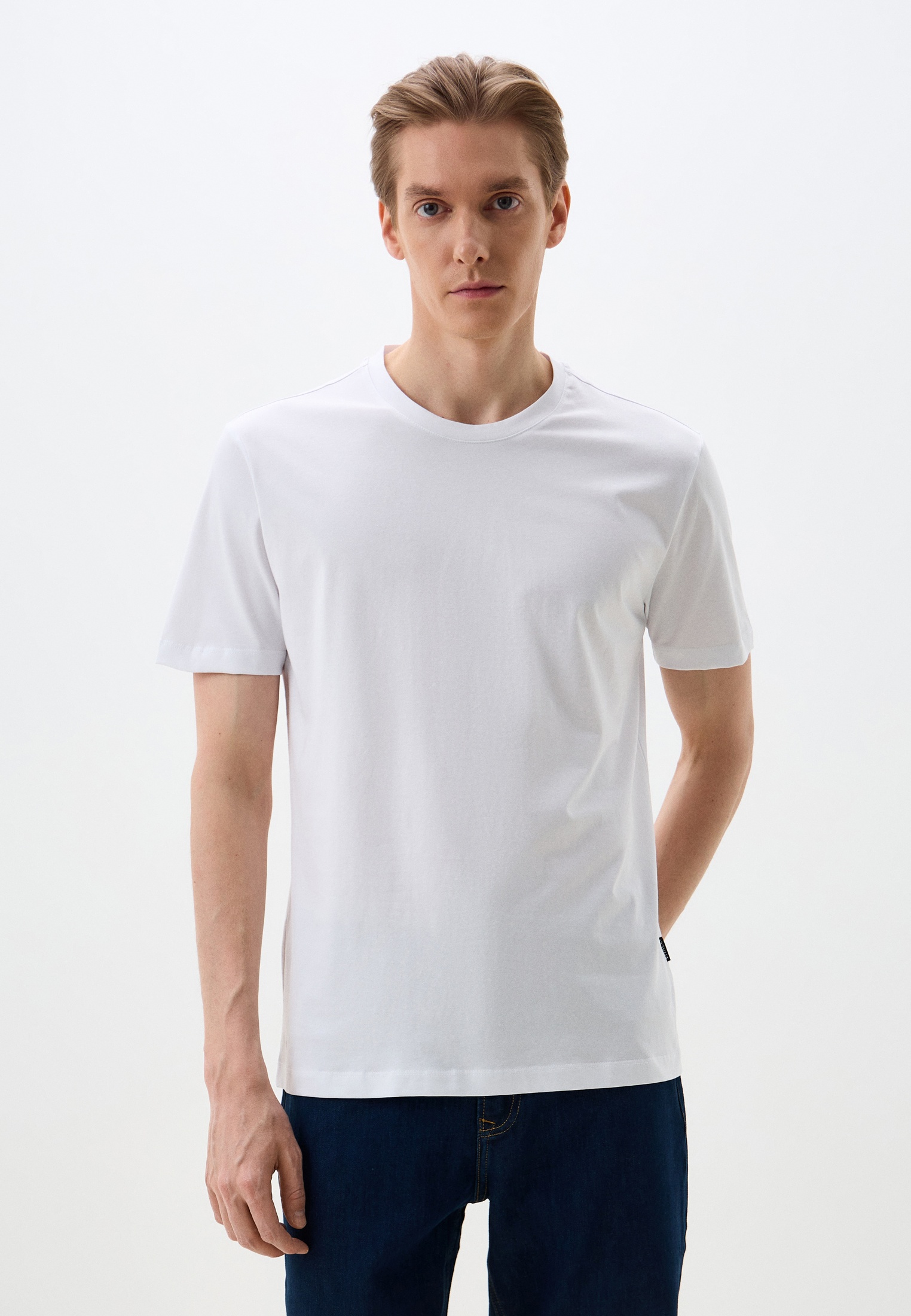 Футболка с коротким рукавом Vitacci (Витачи) Футболка Vitacci