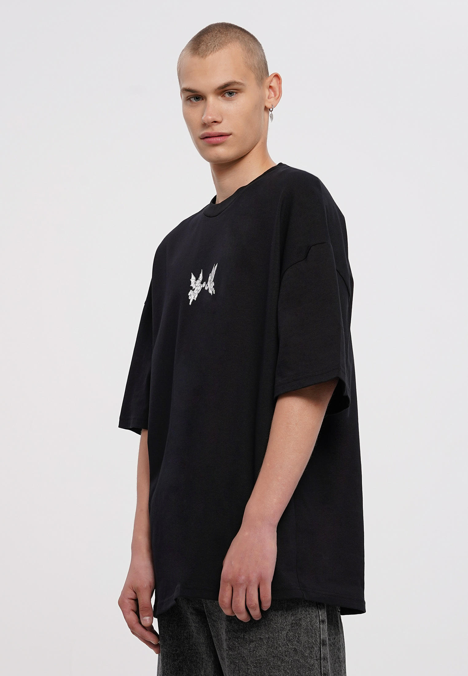 Футболка с коротким рукавом ТВОЕ 96883-00BK