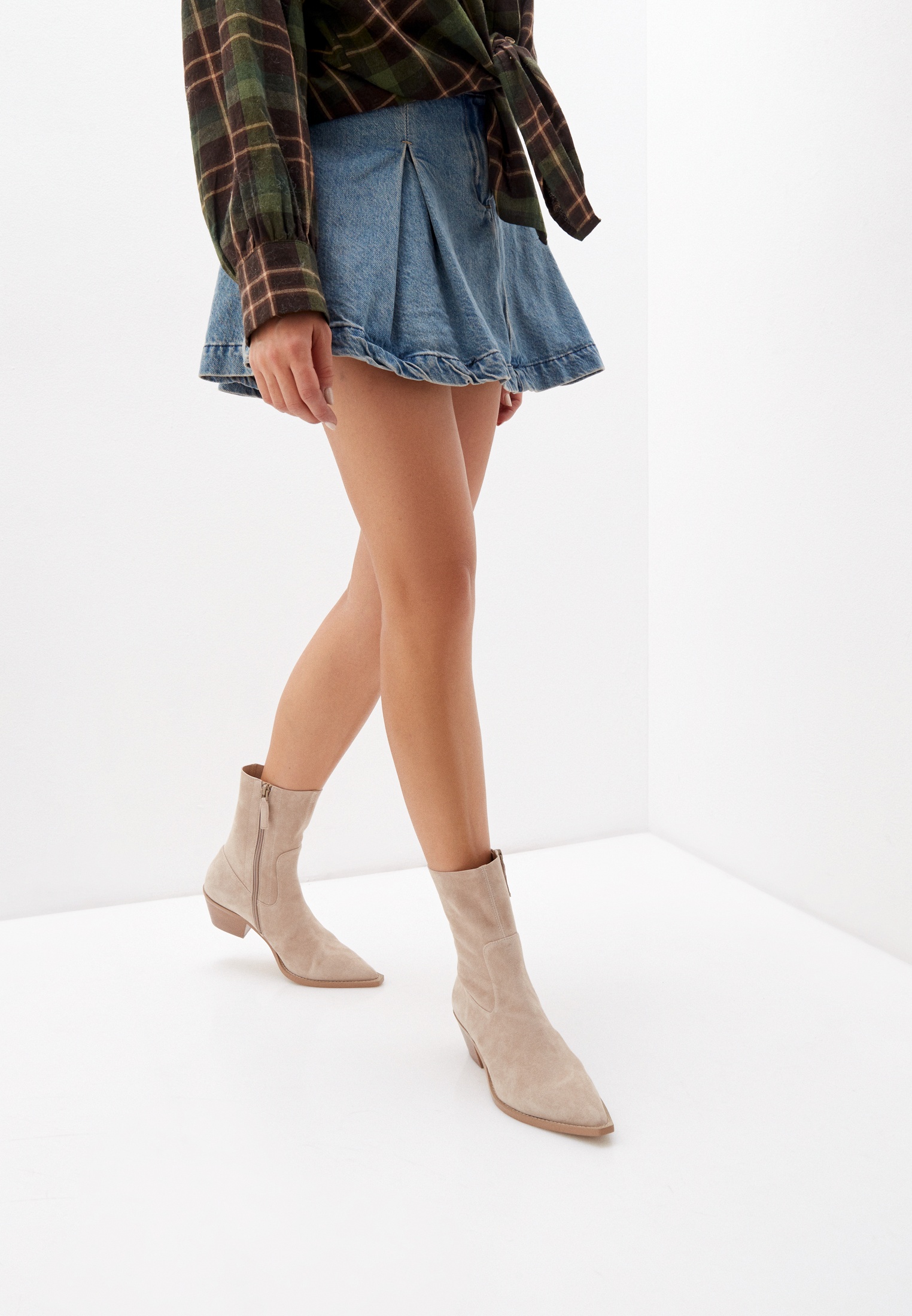 Казаки женские Ekonika Premium PM00187CN-25-sand-24L купить за