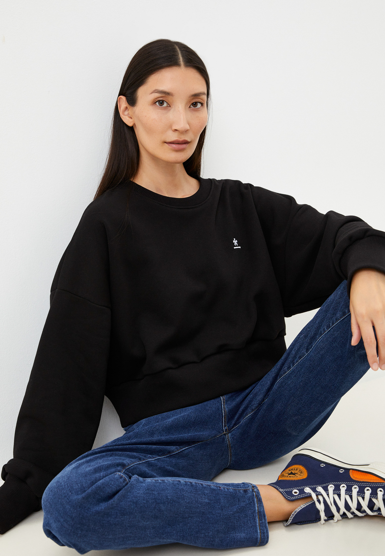 Женские свитшоты La Urba Person BLC-088-L