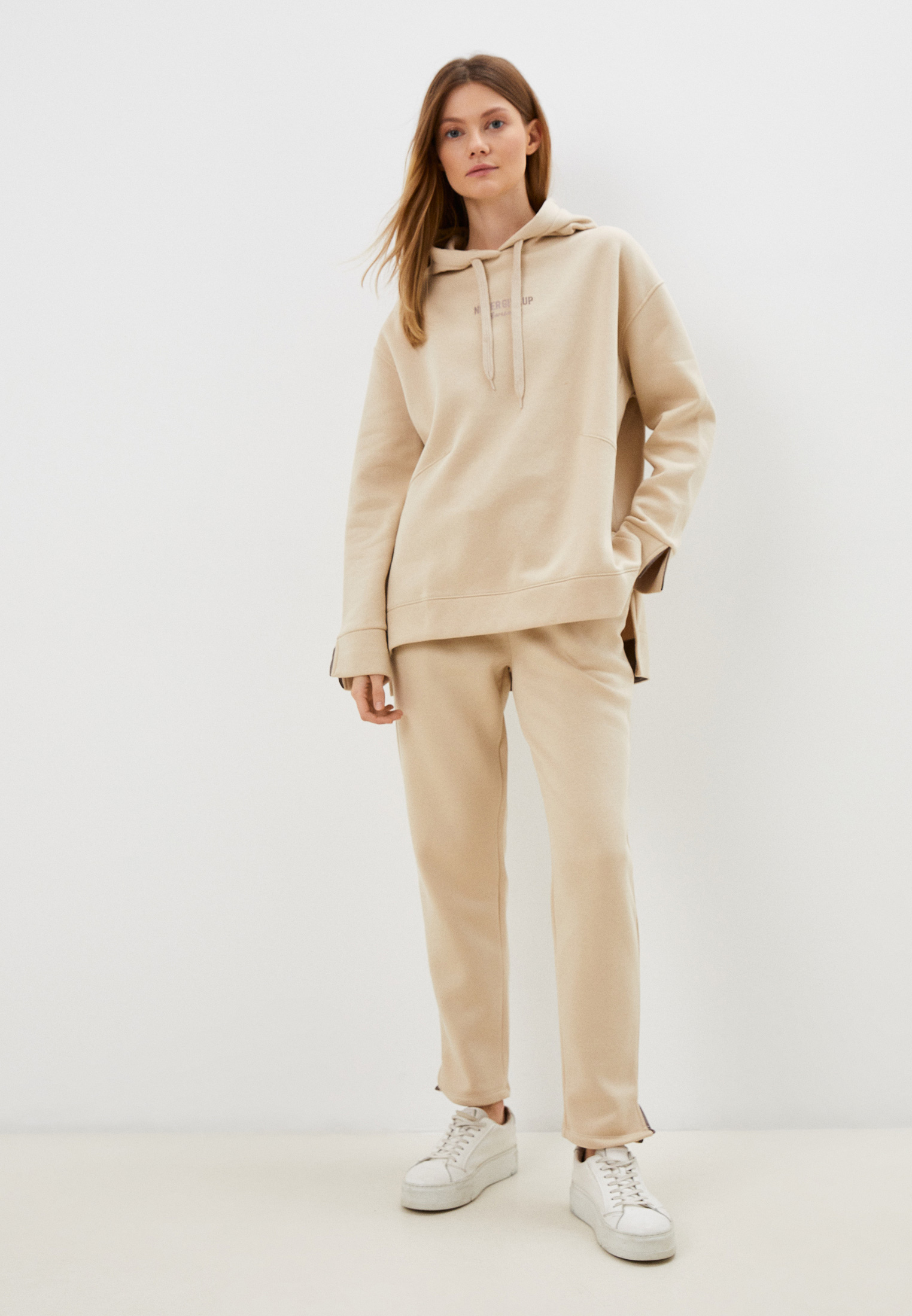 Спортивный костюм Vitacci (Витачи) SP917915-08_бежевый_40-42 (XS)