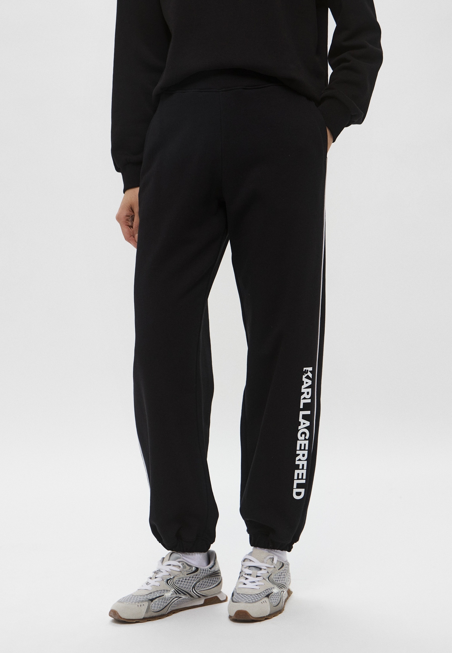 Женские спортивные брюки Karl Lagerfeld A2W10149_999