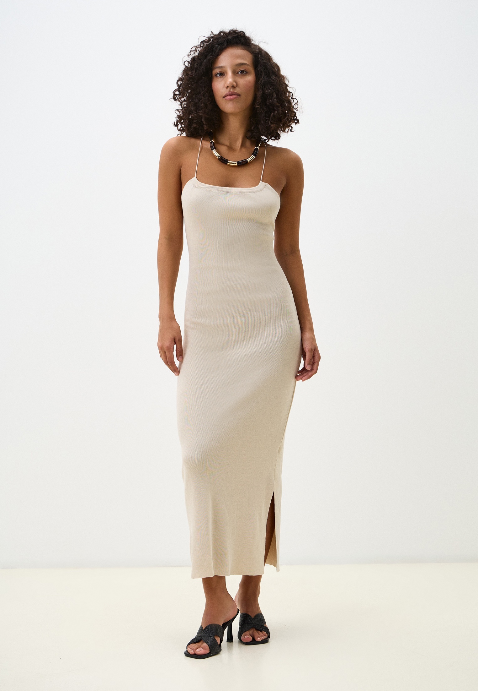 Вязаное платье Emberens Платье Emberens